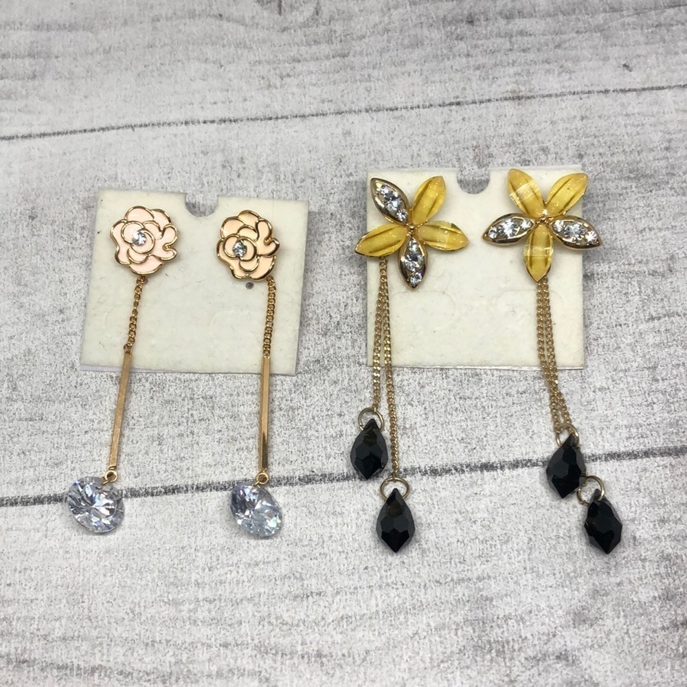 Bundle lot 2 NEW long dangle elegant statement flower chain earrings dressy.